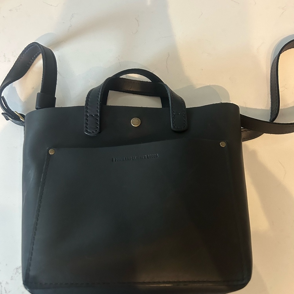 Portland Leather Black Crossbody Bag with Adjustable Strap